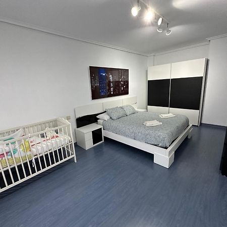El Pisuco Apartment Saron Ngoại thất bức ảnh